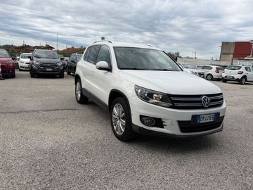 Volkswagen Tiguan - 2