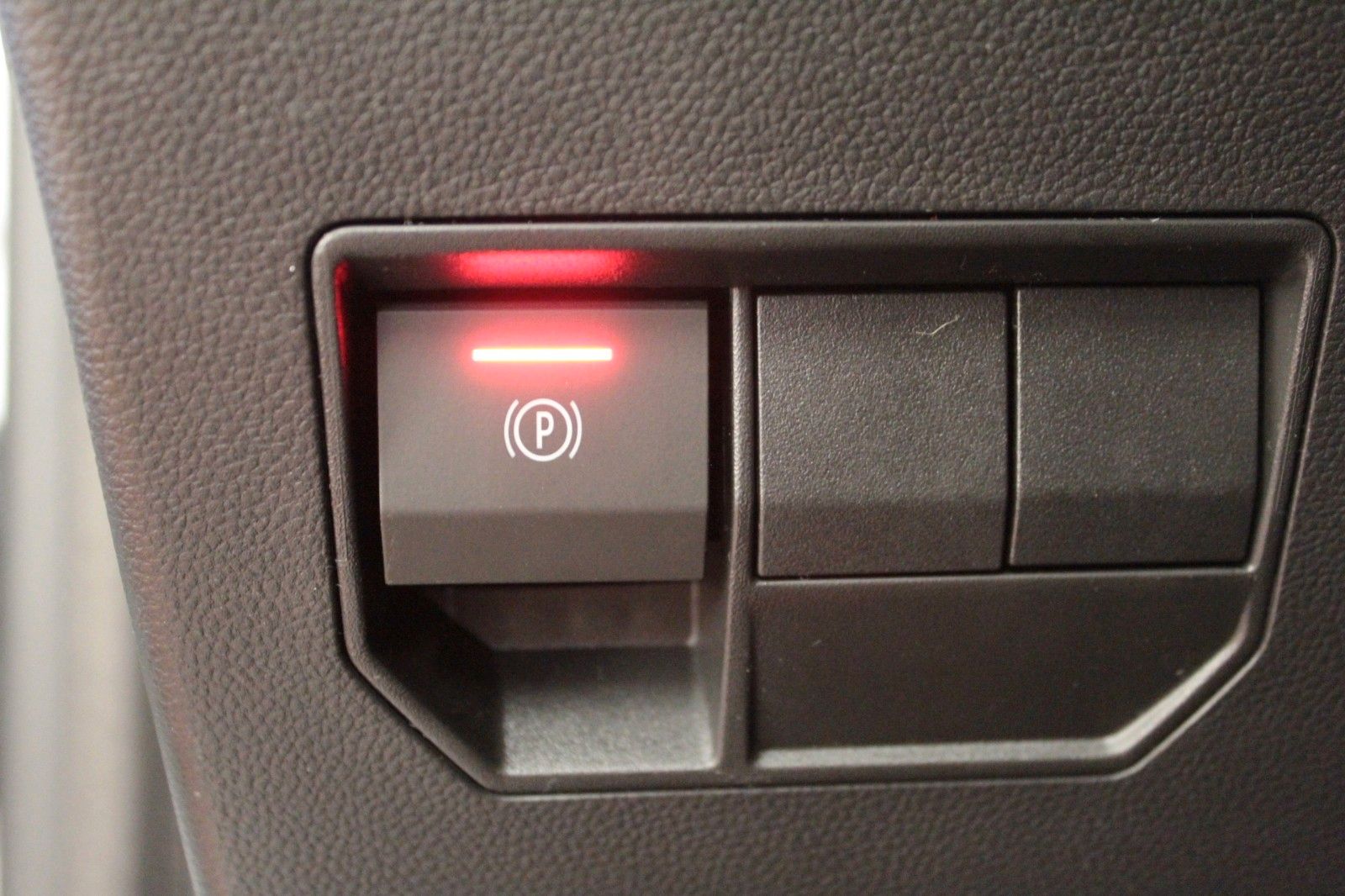 Fahrzeugabbildung Dacia Bigster hybrid 140 Expression   Winterpak.*City