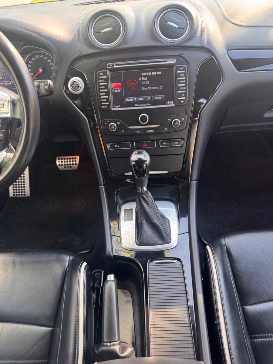 Ford Mondeo 2014 — photo 13