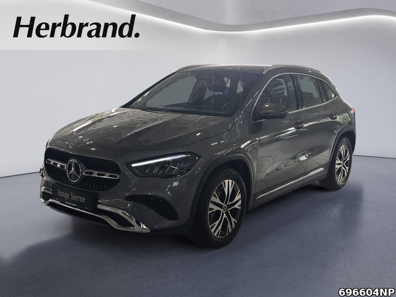 Mercedes-Benz GLA 200 Progressive AHK DISTRONIC KAMERA