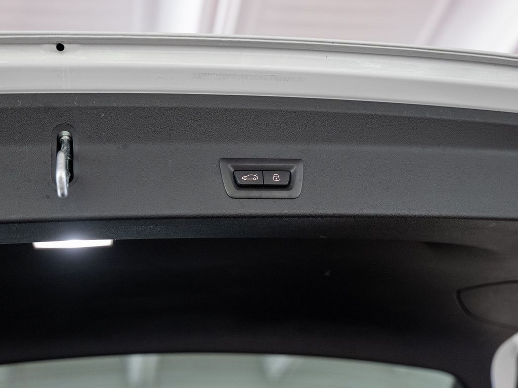 BMW X3 xDrive 20i M-Sport FACEL. 360° LED W-LAN NAVI foto 12