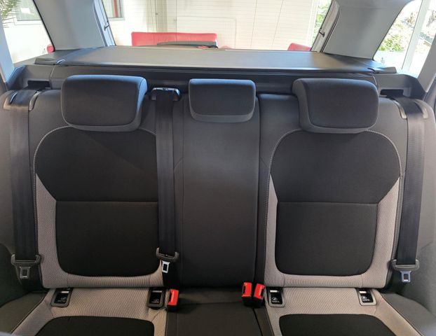 SKODA Fabia — Foto 24