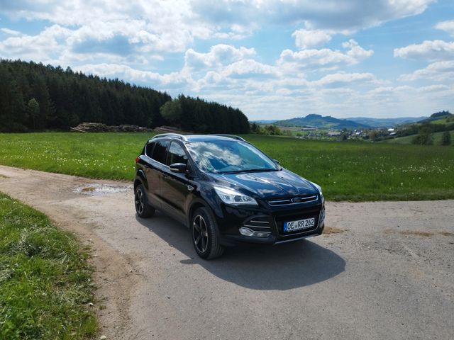 Ford Kuga 2,0 TDCi 4x4 110kW Titanium PowerShift ...