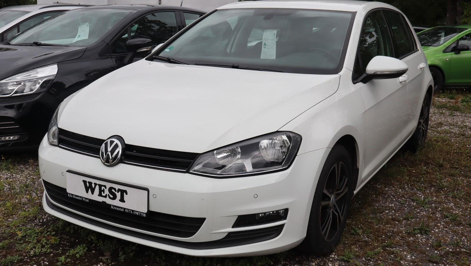 Volkswagen Golf VII Lim. 1.6 TDI Navi Euro-6 *5 türig*