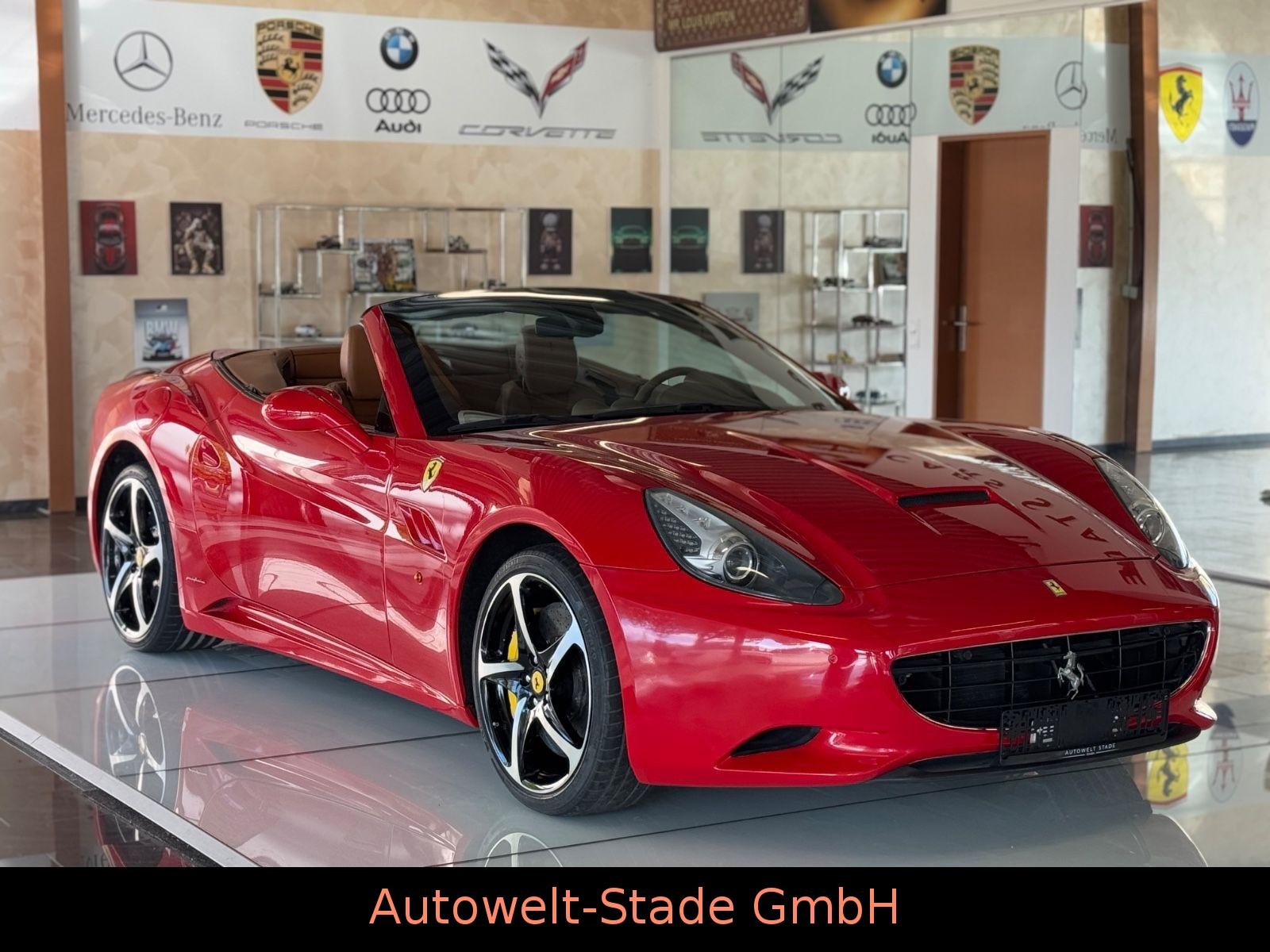 Ferrari California 4.3 V8  Rosso Corsa Carbon Engine