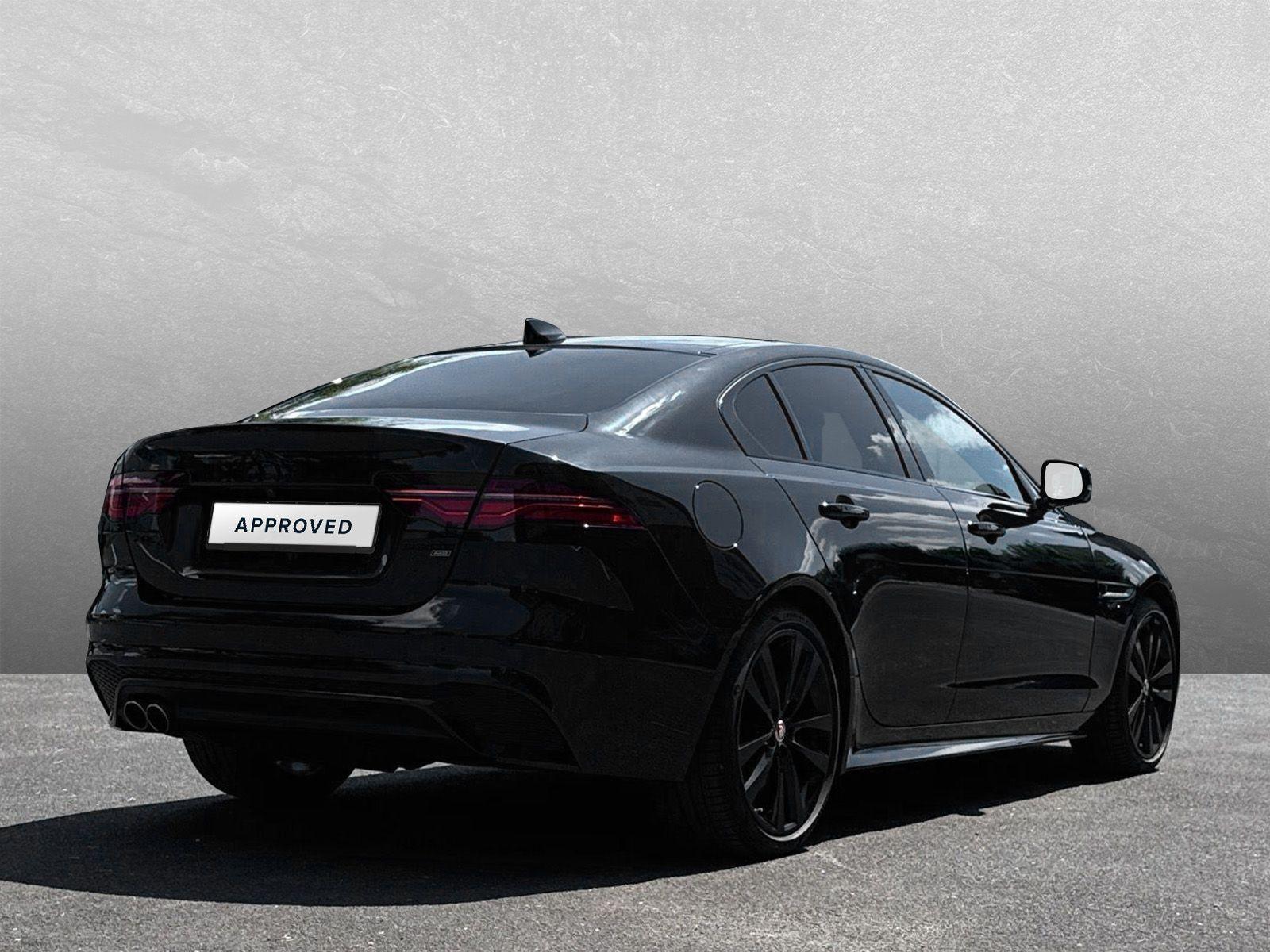 Jaguar XE D200 AWD R-Dynamic Black / Head-Up / P