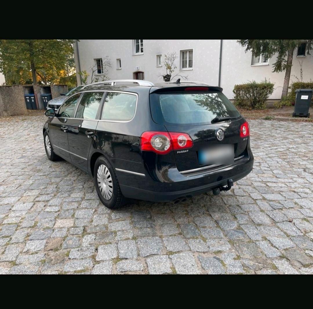 Volkswagen Passat 2010 — engine 140 HP (103kW)