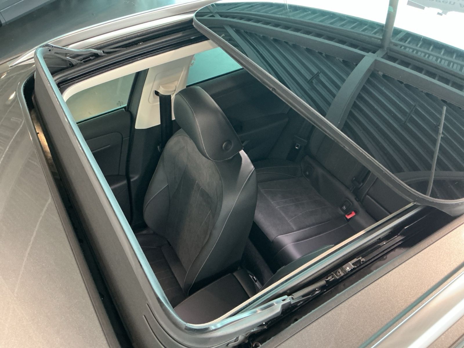 Volkswagen T-Roc - Bild 21