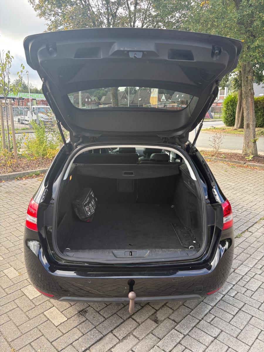 Peugeot 308 2015 — photo 10