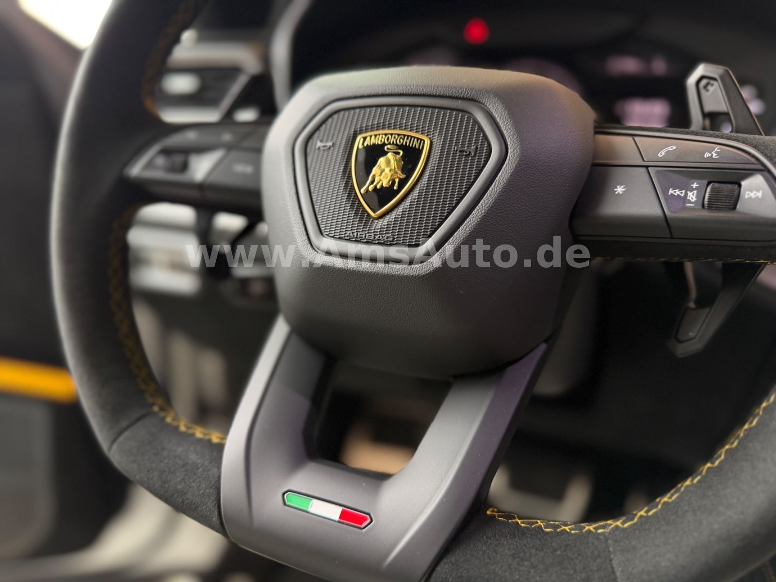 Urus 4.0 V8 Performante Full Carbon Full PPF