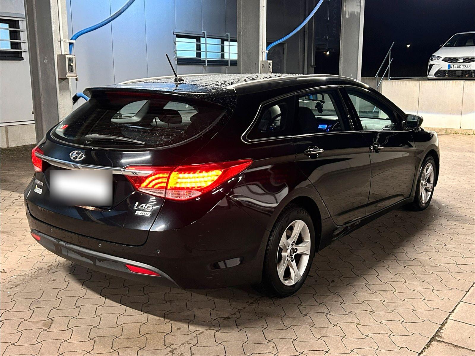 Hyundai i40 2014 — engine 136 HP (100kW)
