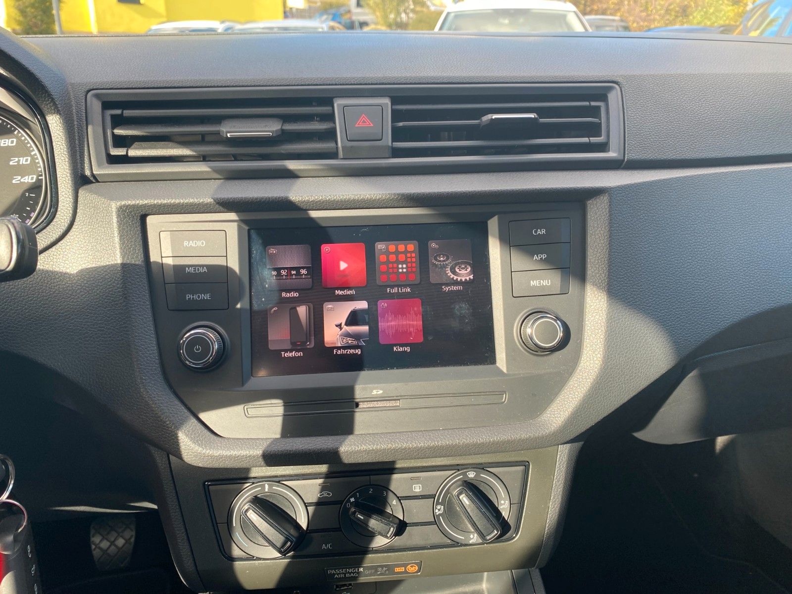 Fahrzeugabbildung SEAT Ibiza Reference *Cool & Sound Paket *Bluetooth