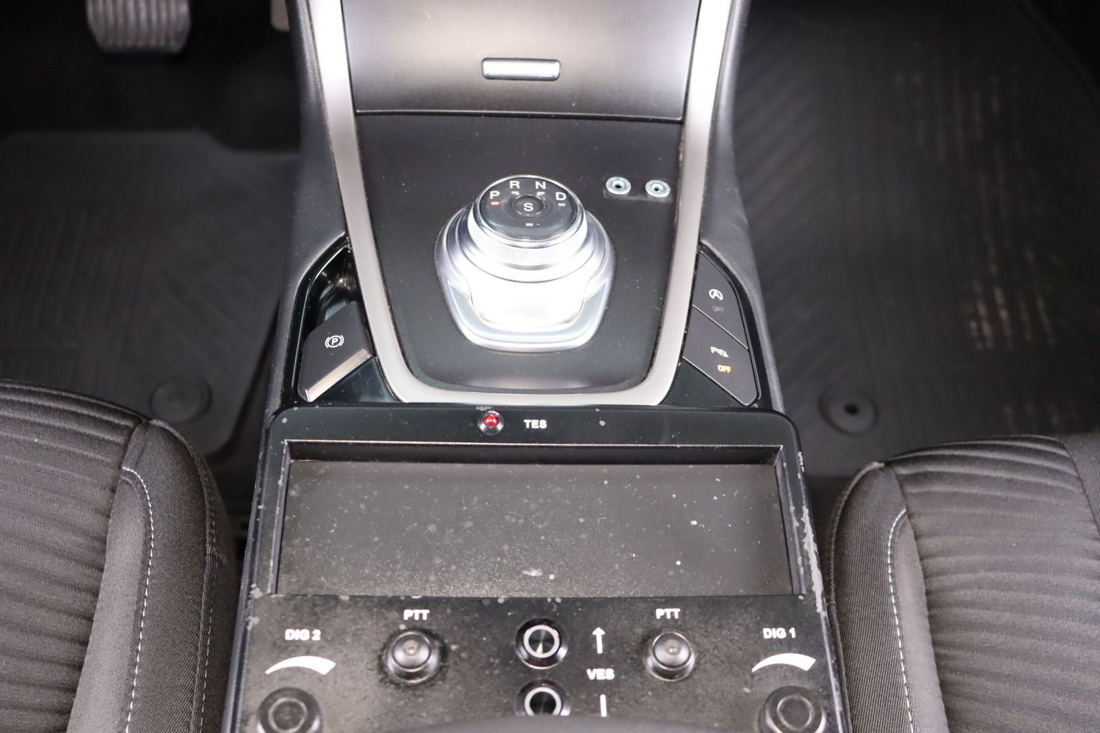 Fahrzeugabbildung Ford S-MAX * Navi * Bi-Xenon * PDC
