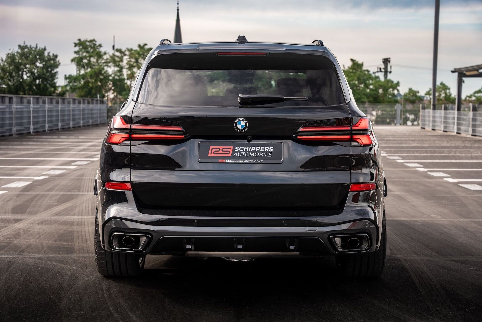 Fahrzeugabbildung BMW X5 40d xD M-SPORT PRO|AHK|MASSAGE|LIFT|CARBON
