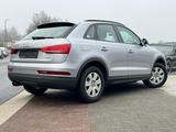 Audi Q3 BiXenon Navi Keyless Go Sitzheizung Tempomat - silberne Audi Q3
