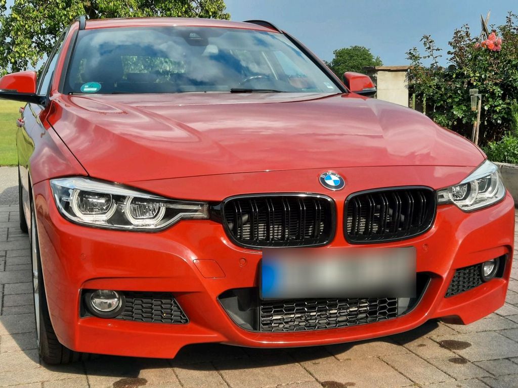 Image of BMW 320