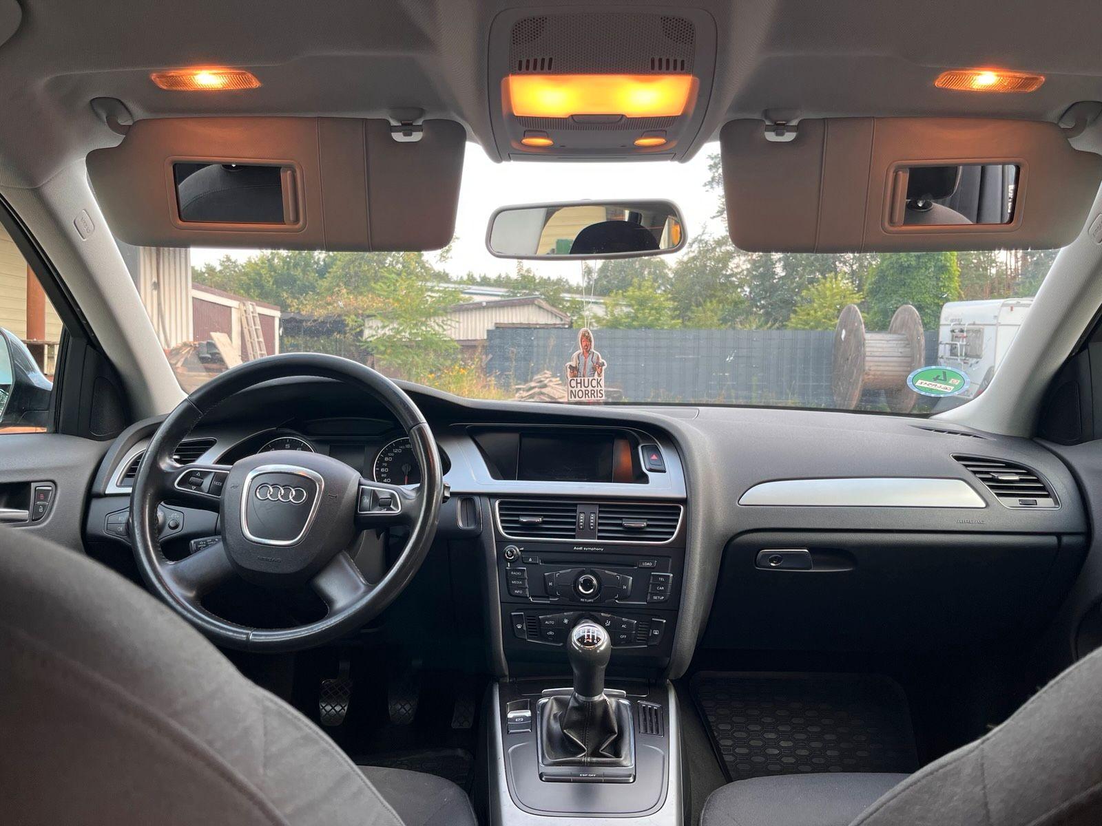 Audi A4 2008 — photo 15