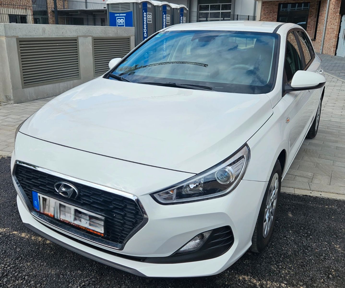 HYUNDAI i30