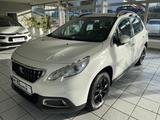 Peugeot 2008 Active*Automatik*Tempo*PDC*NSW* - Peugeot 2008 Active mit Benzin-Antrieb