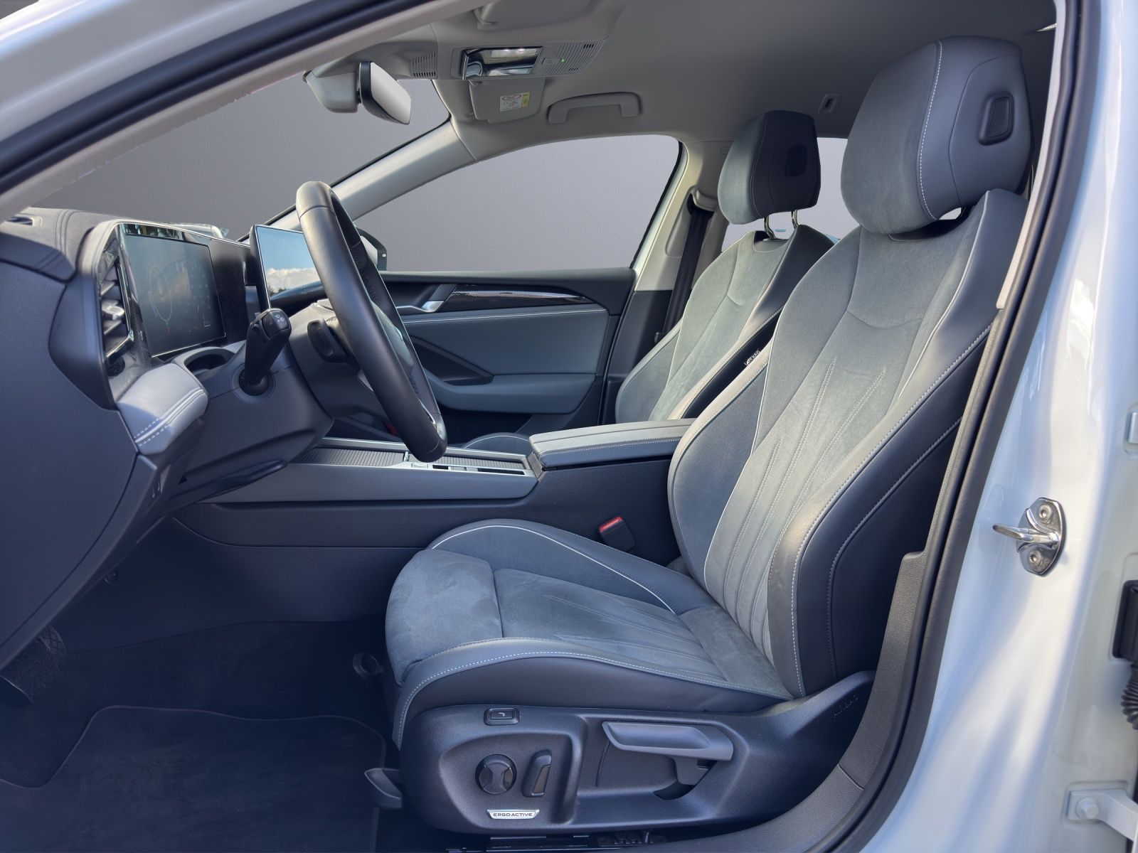 Volkswagen Passat Variant - Bild 9