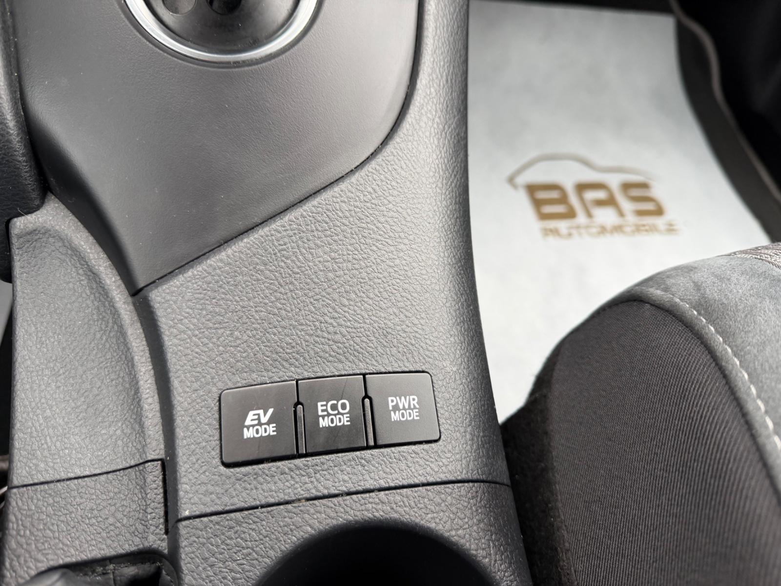 Toyota Auris 1.8 Hybrid Team D*AUTOMATIK*KAM*ALCANTARA*
