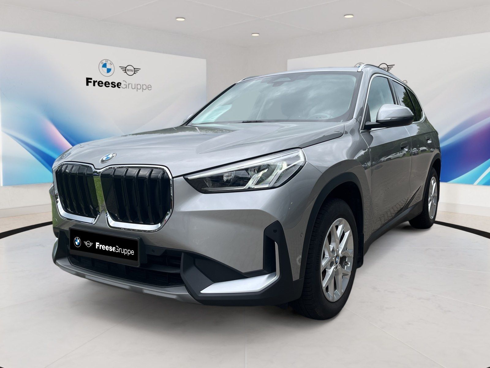 BMW X1 xDrive20d AHK PANO RFK HIFI LENKRADHZ XDRIVE