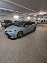 Toyota Corolla 2,0 Hybrid Lounge Touring Sports Lounge - Toyota Corolla Gebrauchtwagen in München