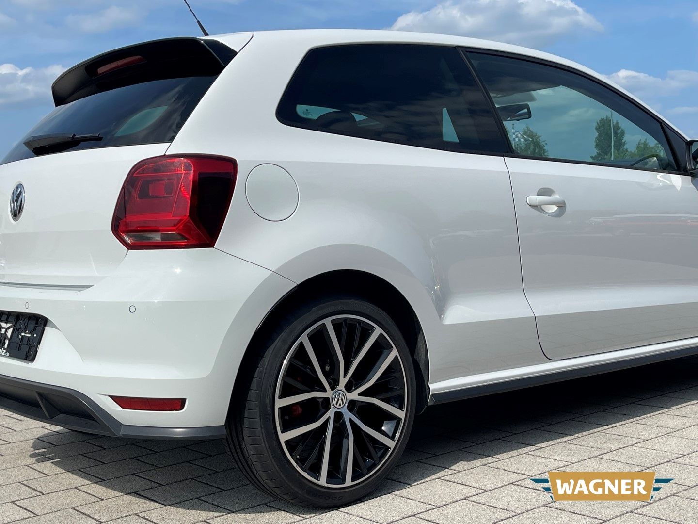 Fahrzeugabbildung Volkswagen Polo V GTI BMT Start-Stopp 1.8 TSI