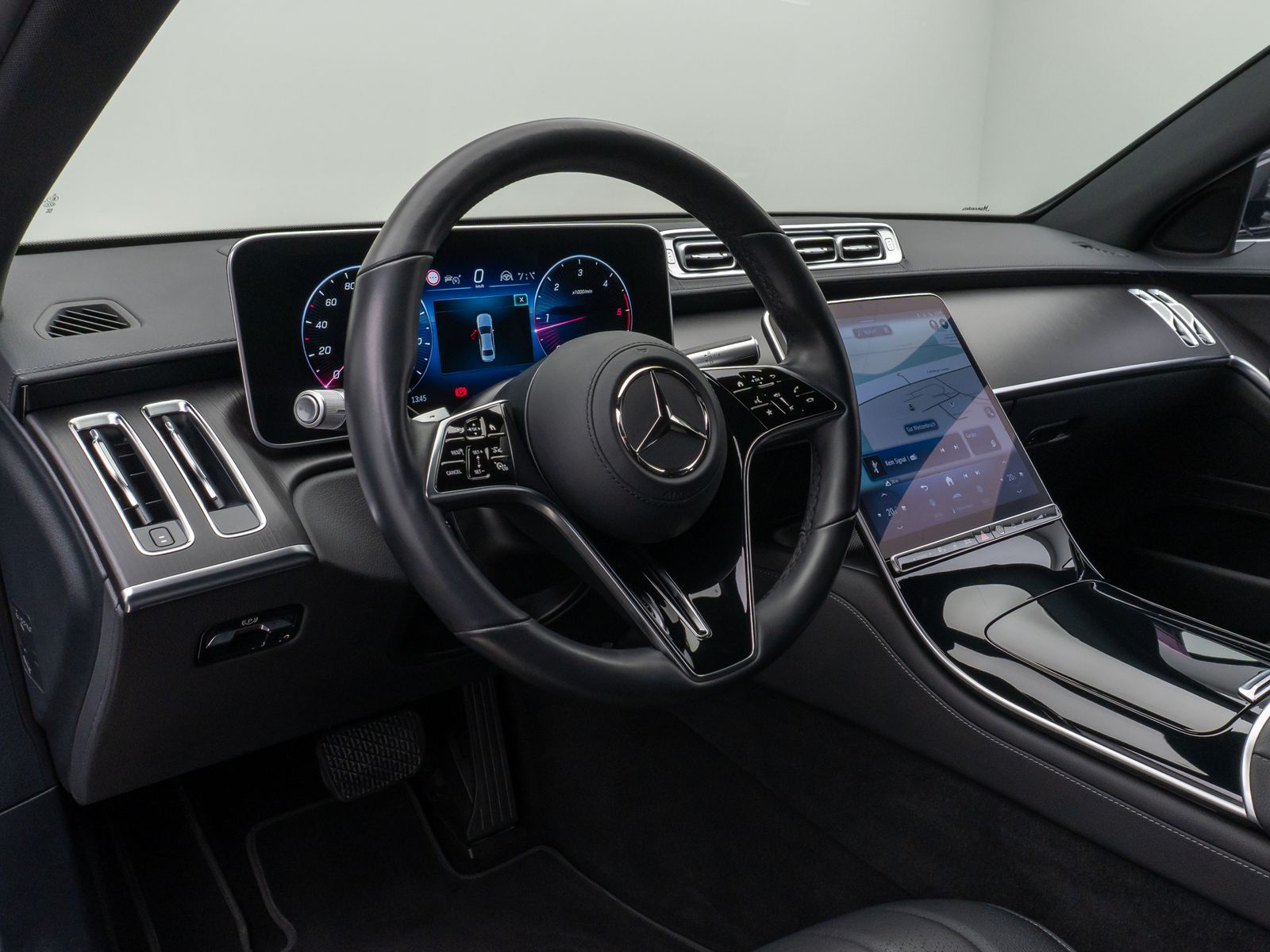 Fahrzeugabbildung Mercedes-Benz S 400d 4Matic 9G-Tronic360° HUD DAB SoftCose