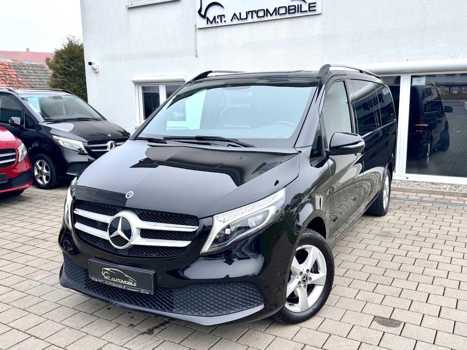 MERCEDES-BENZ V 250 lang*4M*7-SITZER*TEMP*NAVI*LED*KAMERA*PDC*
