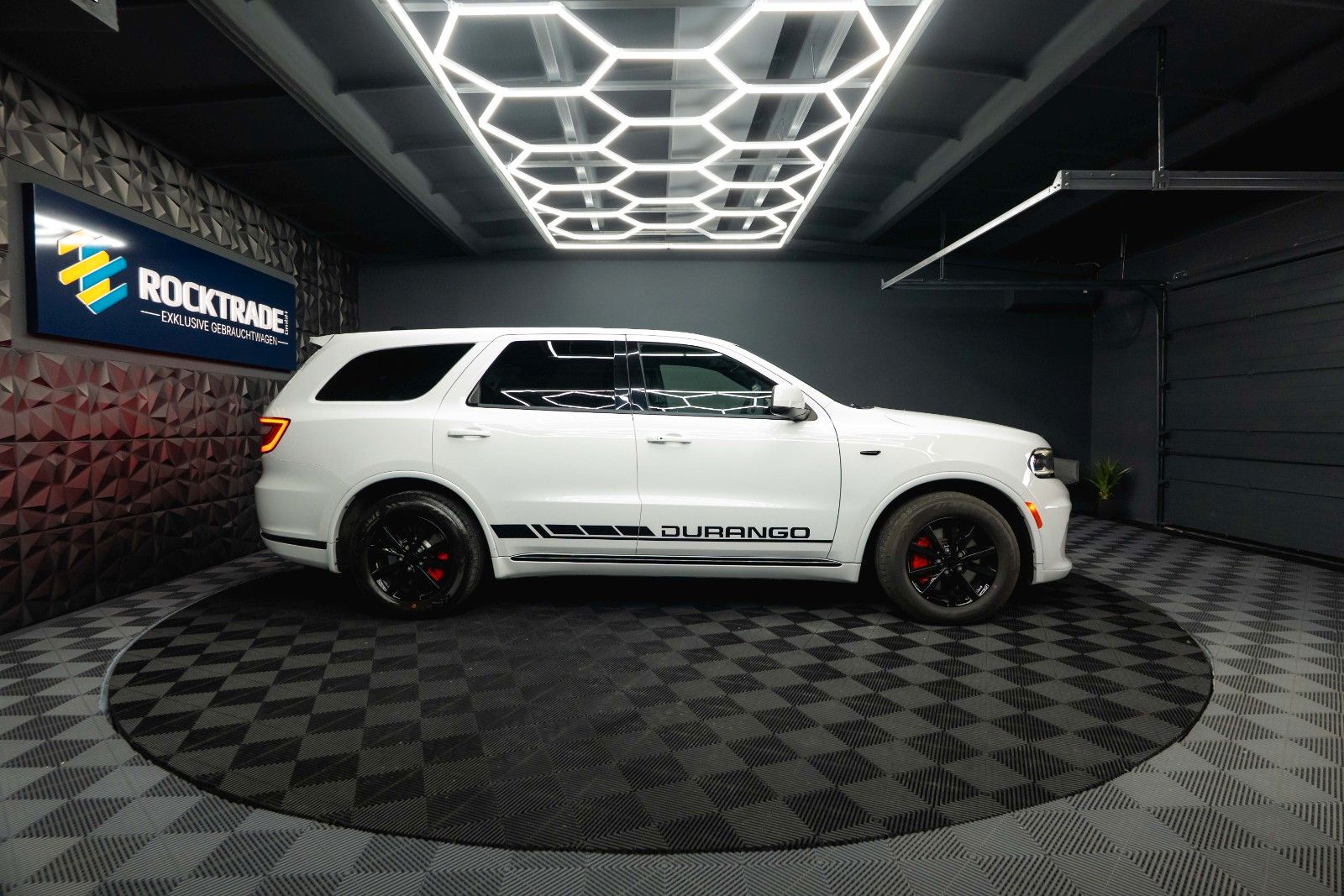 Fahrzeugabbildung Dodge Durango 5.7 V8 R/T SRT 4x4 Night-Paket Modell 22