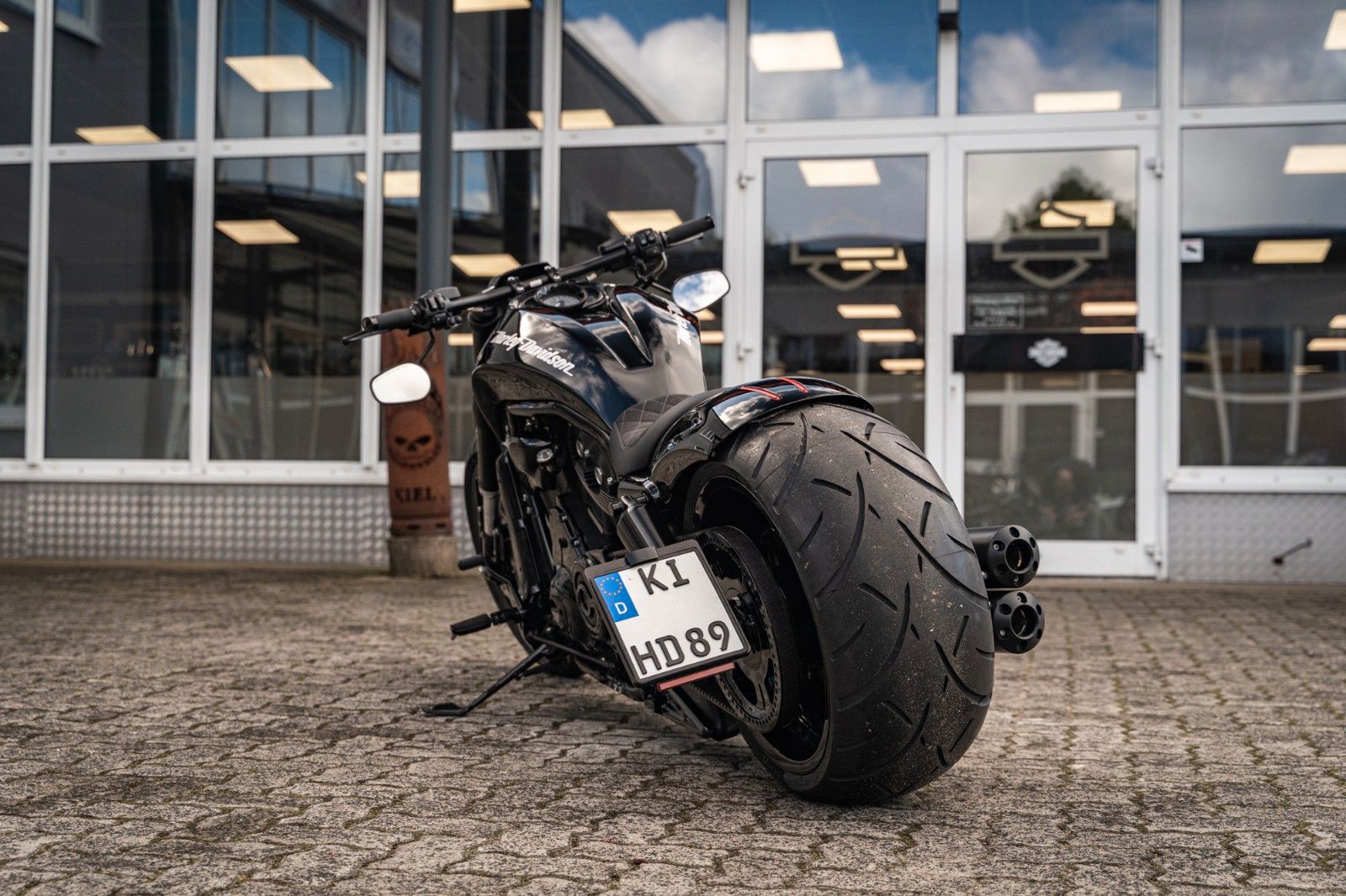 Fahrzeugabbildung Harley-Davidson VRSCDX Night Rod Special AIRRIDE 280 BadBoyCusto