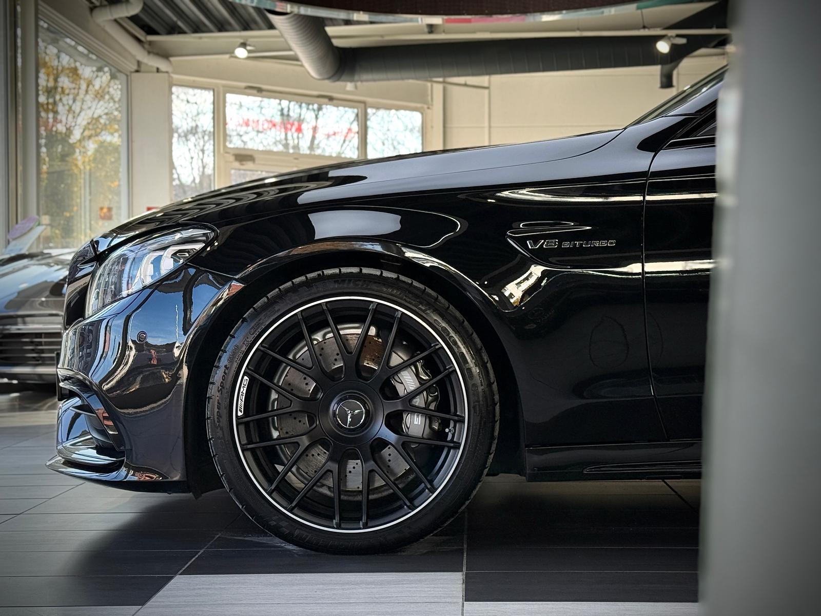 Mercedes-Benz C 63 T AMG *Pano*Virtual*Carbon*Perf-AGA*