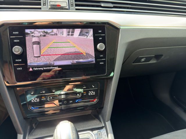 Passat Variant Elegance 2.0 TDI Bluetooth Navi