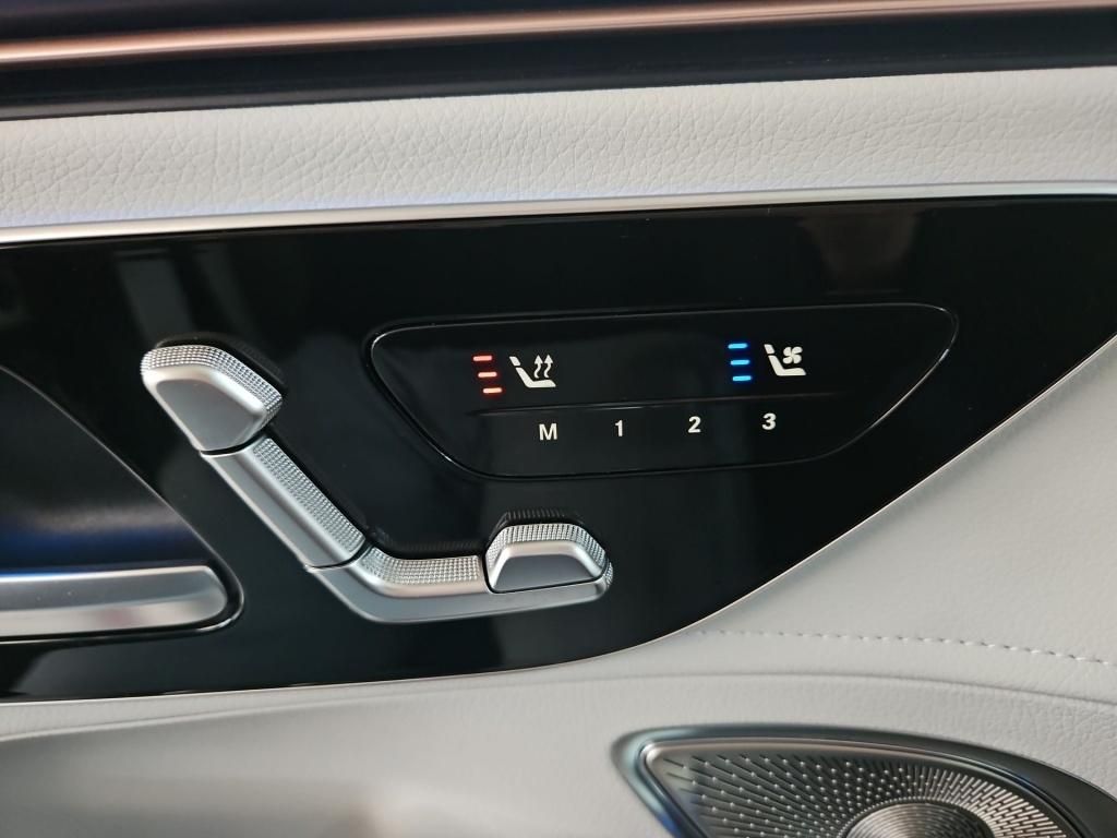 Fahrzeugabbildung Mercedes-Benz EQE 300 Avantg. Sitzklima Burm.3D Memo 360° LED