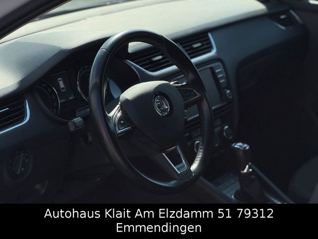Fahrzeugabbildung Skoda Octavia Combi Scout 4x4 DSG
