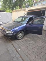 Opel Astra Kombi - Opel Astra aus 1995: Kombi