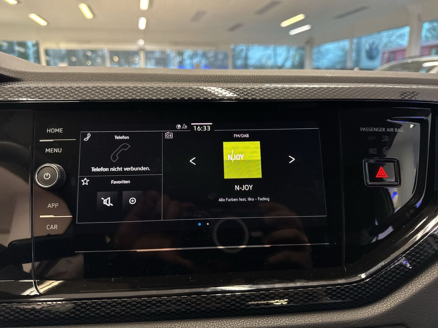 Fahrzeugabbildung Volkswagen Polo VI Life 1.0 TSI Digitales Cockpit LED ACC A