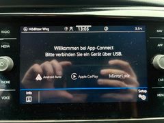 Fahrzeugabbildung Volkswagen T6.1 Multivan STAR EDITION 4MOTION -NAVI*AHK*ACC