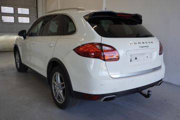 Porsche Cayenne - 3