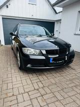 BMW 320i touring - - BMW 320 aus 2005: Kombi
