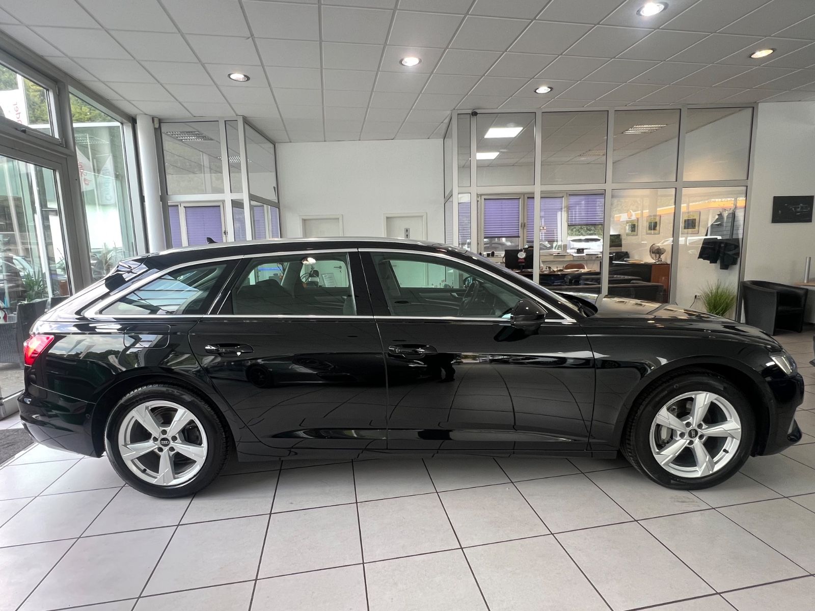 Fahrzeugabbildung Audi A6 Avant 40 TDI sport * VOLL-LED* 360 KAMERA*
