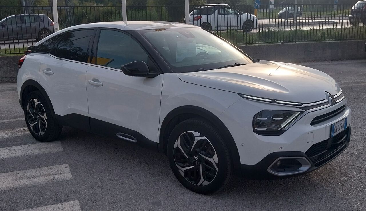 Citroën Citroen C4 PureTech 130 S&S EAT8 Shine Cambio Au imagem 2