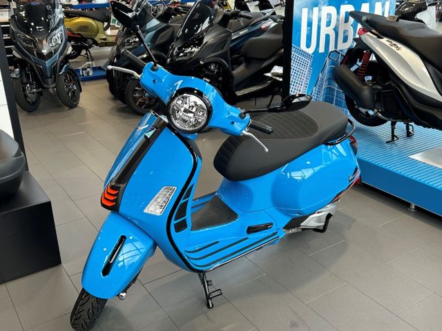 Vespa GTS 310 Supersport E5+ Blau NEU LAGERWARE