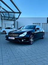 Mercedes-Benz CLS 63 AMG AMG - gebrauchte Mercedes-Benz CLS-Klasse aus dem Jahr 2009