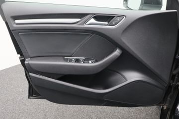 Fahrzeugabbildung Audi A3 Lim. 35 TFSI design Navi XenonSound