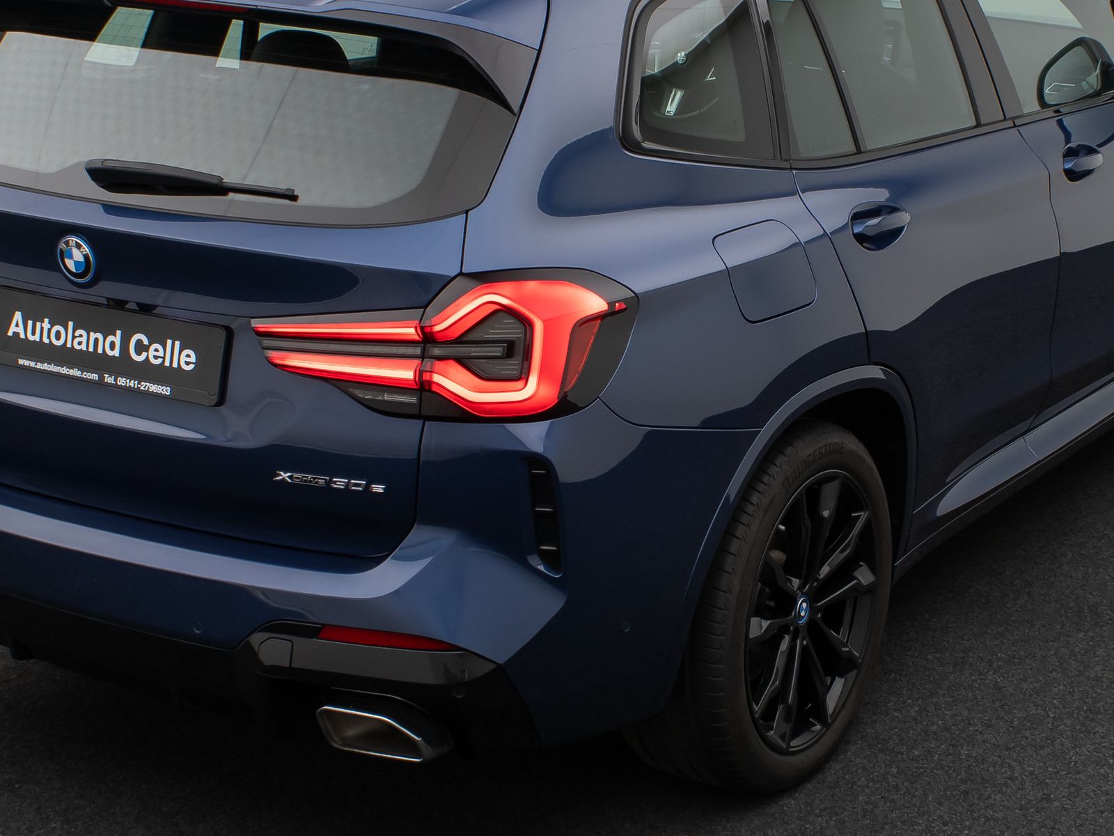 Fahrzeugabbildung BMW X3 xD30e M Sport 360°Laser HUD DAB HiFi AHK 20"