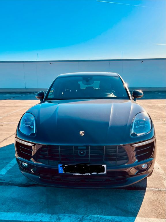Image of Porsche Macan