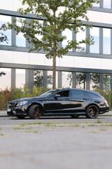 Mercedes-Benz W218 Shooting Brake 500 - Mercedes-Benz E 500 in Dortmund