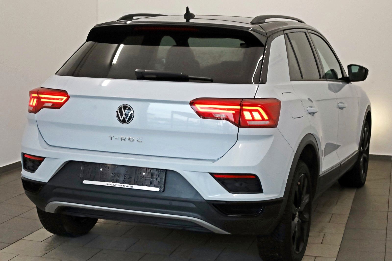 Fahrzeugabbildung Volkswagen T-Roc Style Navi,LED,SH,PDC,Panorama,Kamera